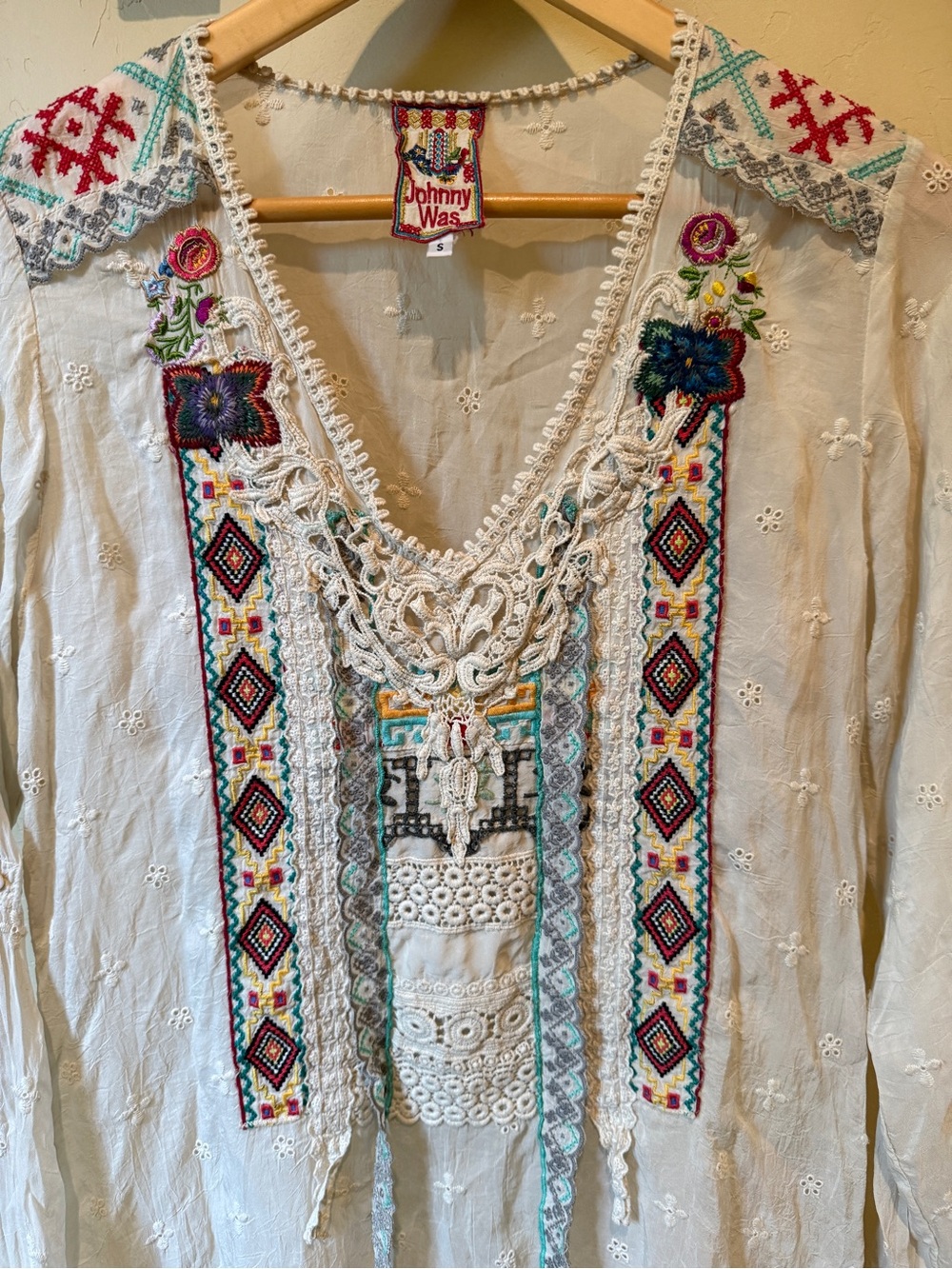 Johnny Was Embroidered Tunic - Picture 4 of 4